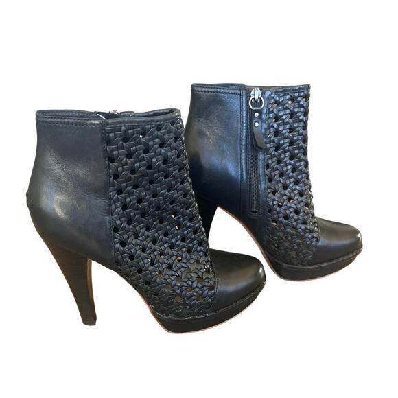 Rare UGG Fatima High Heeled Black Leather Platform Booties (7) - Picture 2 of 9